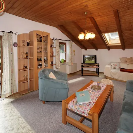 Lägenhet Ferienwohnung Wiesenblick Und Waldblick